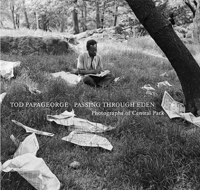 Tod Papageorge: Passing Through Eden: Photographs of Central Park - Tod Papageorge - Livros - Steidl Publishers - 9783969990636 - 26 de setembro de 2024