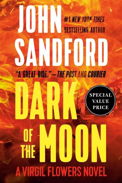 Dark of the Moon - A Virgil Flowers Novel - John Sandford - Livros - Penguin Publishing Group - 9780593328637 - 6 de julho de 2021