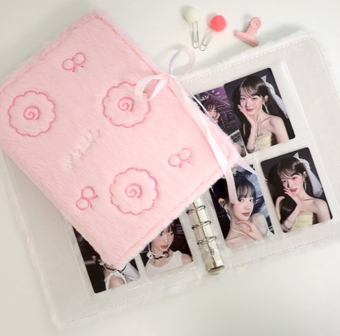 Cover for Bom Bom A5 6-hole photocard binder (Photocard Holder) [Pink fur with embroidery edition] (2025)