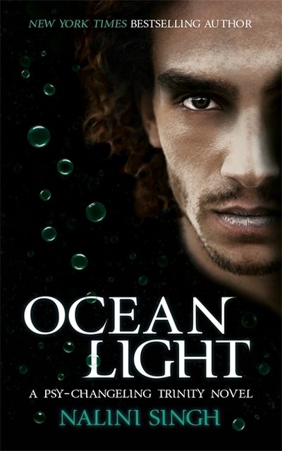 Cover for Nalini Singh · Ocean Light: Book 2 - The Psy-Changeling Trinity Series (Taschenbuch) (2018)