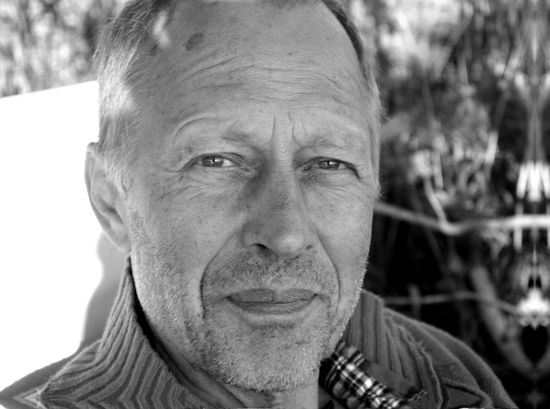 Solidaritet x 3 - Adam Johansen - Livros - Solidaritet - 9788793572638 - 30 de novembro de 2024