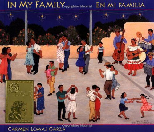 Cover for Carmen Lomas Garza · In My Family/en Mi Familia (Paperback Book) [Bilingual edition] (2013)