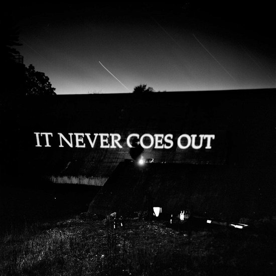 Cover for Hotelier · It Never Goes Out (CD) (2022)