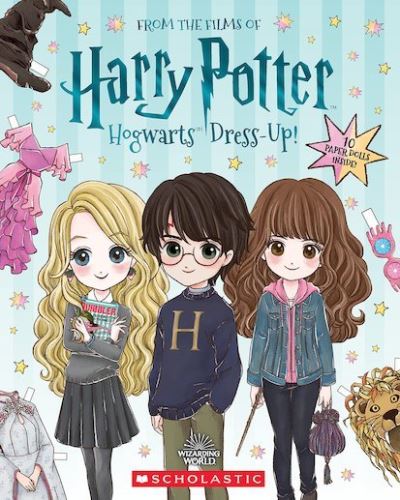 Hogwarts Dress-Up! - Harry Potter - Vanessa Moody - Książki - Scholastic US - 9781338767643 - 4 listopada 2021