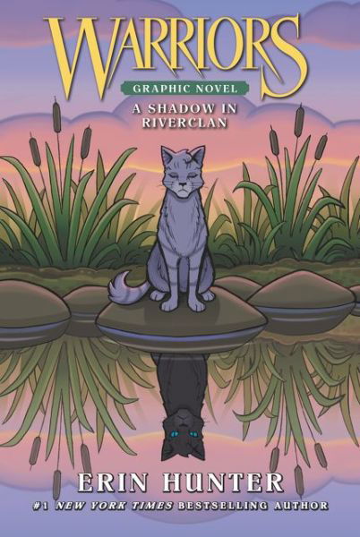 Warriors: A Shadow in RiverClan - Warriors Graphic Novel - Erin Hunter - Böcker - HarperCollins Publishers Inc - 9780062946645 - 25 juni 2020
