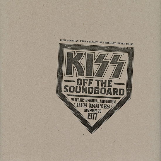 Off The Soundboard: Des Moines - November 29. 1977 - Kiss - Muziek - UMC - 0602445825646 - 9 september 2022