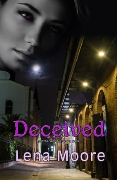 Deceived - Lena Moore - Książki - Thorpe-Bowker - 9780648487647 - 9 maja 2021