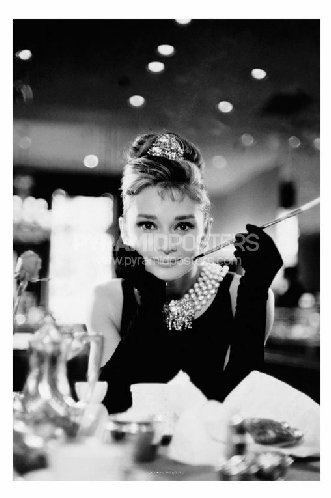 Cover for Audrey Hepburn · Audrey Hepburn - Breakfast At Tiffanys (poster Maxi 61x915 Cm) (Spielzeug)