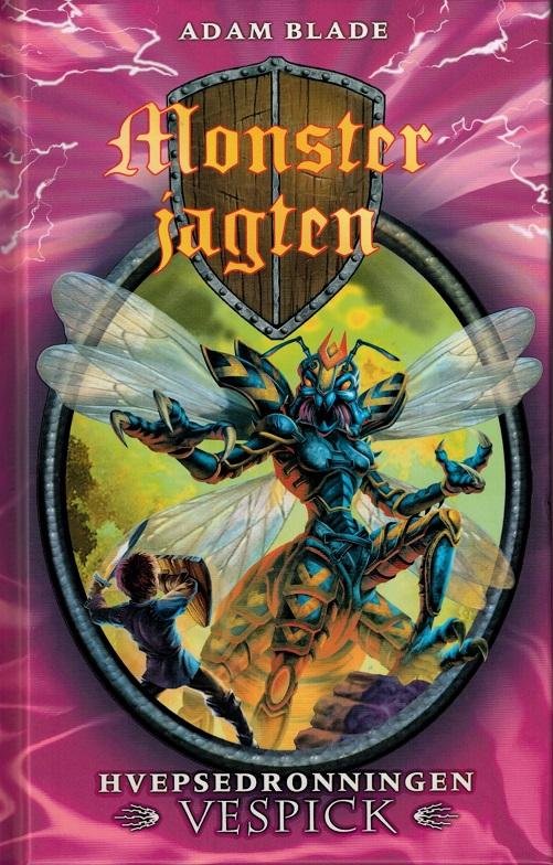 Cover for Adam Blade · Monsterjagten: Monsterjagten 36: Hvepsedronningen Vespick (Gebundesens Buch) [1. Ausgabe] (2015)