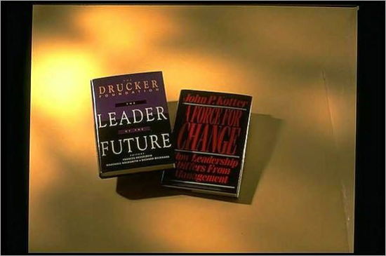 Cover for John P. Kotter · Force For Change: How Leadership Differs from Management (Hardcover Book) (1990)