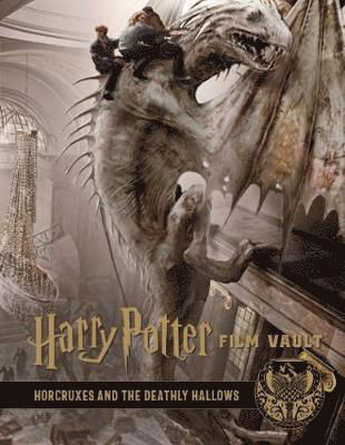 Harry Potter: The Film Vault - Volume 3: The Sorcerer's Stone, Horcruxes & The Deathly Hallows - Harry Potter: The Film Vault - Titan Books - Bøger - Titan Books Ltd - 9781789092653 - 15. oktober 2019