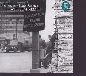 Kempff Plays Beethoven: Piano Sonatas - Kempff Wilhelm - Musiikki - SURPRISE - 8031227001657 - torstai 20. maaliskuuta 2003