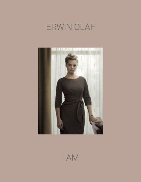 Cover for Francis Hodgson · Erwin Olaf: I Am (Hardcover Book) (2019)