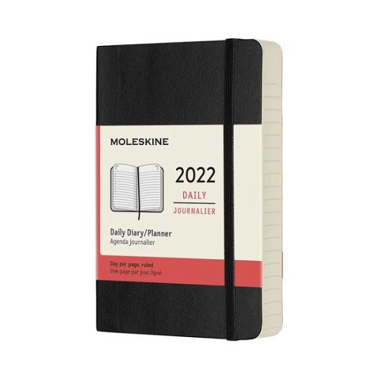 Moleskine 2022 12-Month Daily Pocket Softcover Notebook: Black - Agenda - Books - Moleskine - 8056420855661 - June 10, 2021