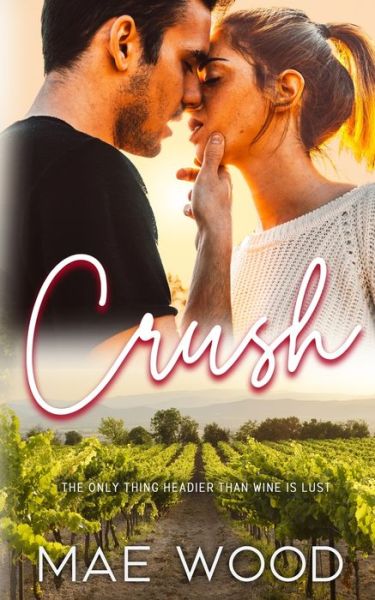 Cover for Mae Wood · Crush (Paperback Book) (2020)