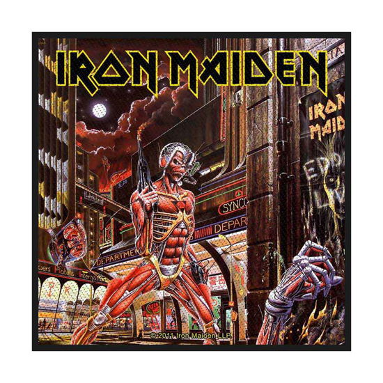 Iron Maiden Standard Woven Patch: Somewhere Back In Time (Retail Pack) - Iron Maiden - Gadżety - PHD - 5055339724665 - 19 sierpnia 2019