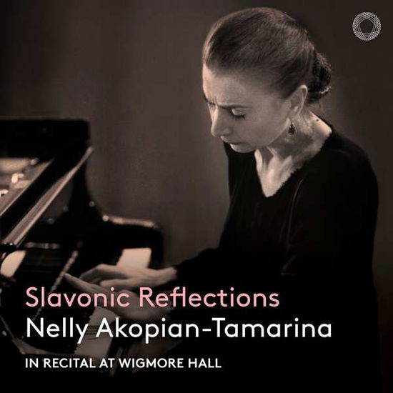 Slavonic Reflections - Nelly Akopian-tamarina - Música - PENTATONE MUSIC - 0827949075667 - 20 de novembro de 2020