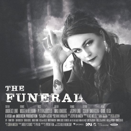 The Funeral - Stine Vega - Musikk - Danmark Music Group Ltd. - 5056293890670 - 3. desember 2020