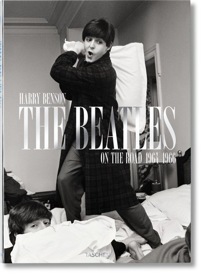 Cover for The Beatles · Harry Benson. The Beatles (Innbunden bok) [Multilingual edition] (2017)