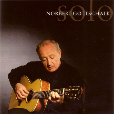 Solo - Norbert Gottschalk - Muziek - ACOUSTIC MUSIC - 4013429113677 - 4 januari 2019