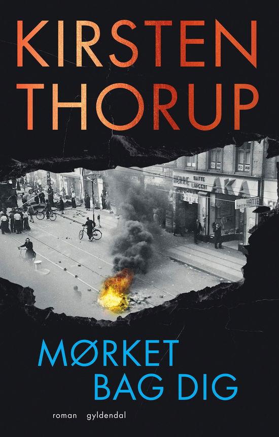 Cover for Kirsten Thorup · Mørket bag dig (Poketbok) [1:a utgåva] (2023)