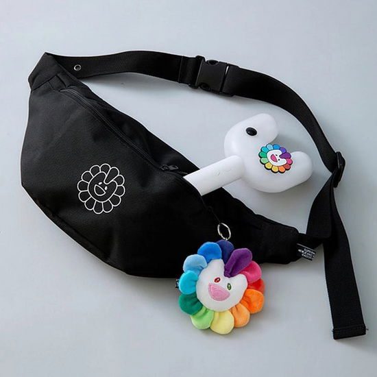 NEWJEANS · Newjeans X Murakami - Light Stick Bag (TAsche) (2024)