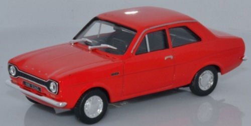 1/43 Ford Anglia 105e Saloon Monaco Red - Tudor Choir Book 2 / Various - Merchandise - CA - 5055530120686 - 1. Dezember 2017