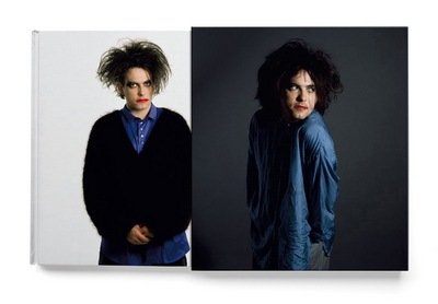 In Between Days: The Cure in photographs 1982-2005 - Tom Sheehan - Bøger - Flood Gallery Publishing - 9780992836689 - 28. november 2016
