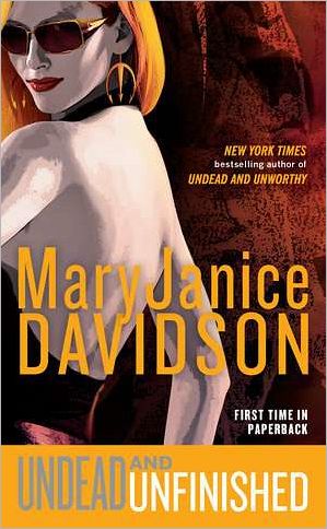 Cover for Maryjanice Davidson · Undead and Unfinished (Undead / Queen Betsy) (Paperback Book) (2011)