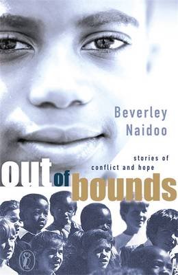 Cover for Beverley Naidoo · Out of Bounds (Taschenbuch) (2001)
