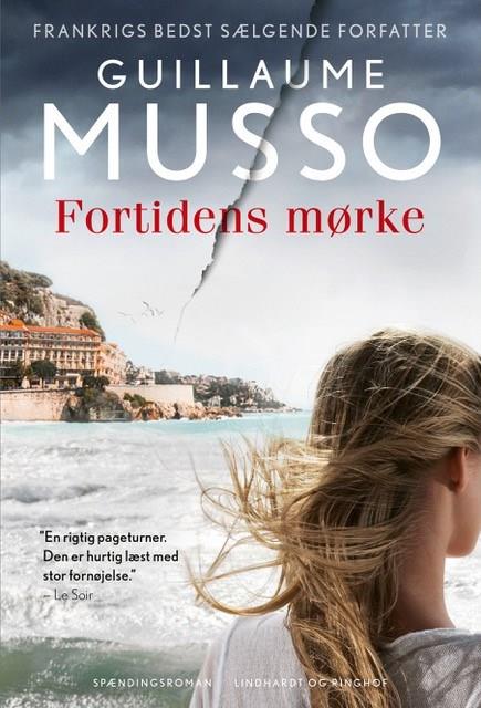 Cover for Guillaume Musso · Fortidens mørke (Sewn Spine Book) [1st edition] (2019)