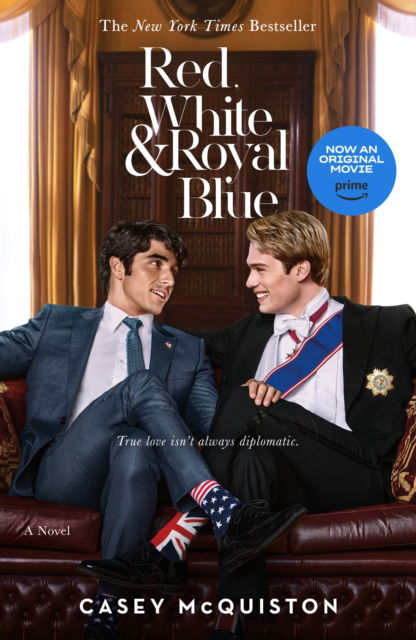 Red, White & Royal Blue: A Novel - Casey McQuiston - Livros - St. Martin's Publishing Group - 9781250905703 - 4 de julho de 2023