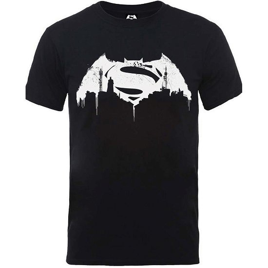 DC Comics Unisex Tee: Batman v Superman Beaten Logo - DC Comics - Koopwaar - ROFF - 5055979934707 - 11 april 2016