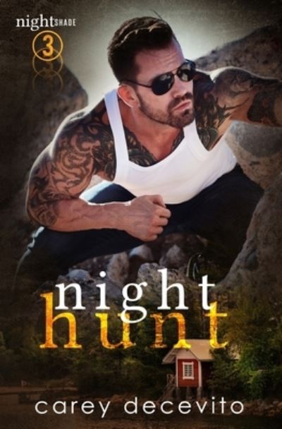 Cover for Carey Decevito · Night Hunt (Paperback Book) (2020)