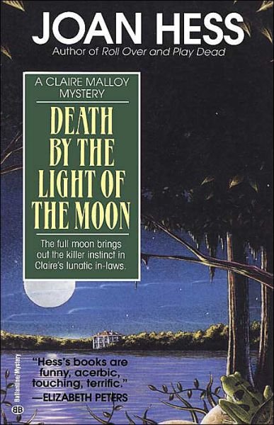 Cover for Joan Hess · Death by the Light of the Moon (Claire Malloy Mysteries, No. 7) (Paperback Book) (1995)