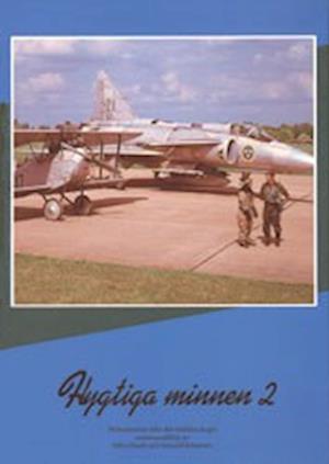 Cover for Flygtiga minnen 2 : 54 berättelser från det militära flyget (Hardcover Book) (2000)