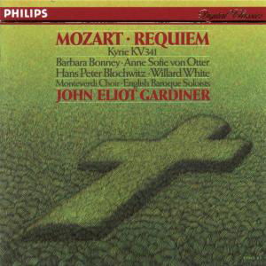 Mozart: Requiem - Wiener Philharm Peter Schmidl - Música - DEUTSCHE GRAMMOPHON - 0028942019720 - 9 de noviembre de 1987