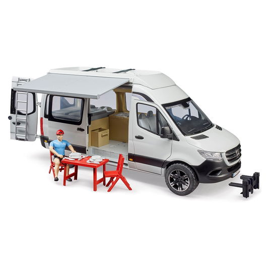 Cover for Bruder · Mercedes Benz Sprinter camper met bestuurder en accessoires Bruder (02672) (Leketøy)