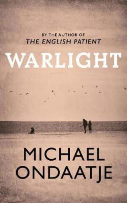 Cover for Michael Ondaatje · Warlight (Taschenbuch) (2018)
