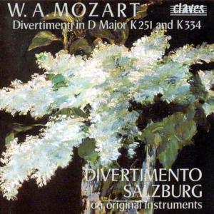 Cover for Mozart Wolfgang Amad · W.A. Mozart: Divertimentos / March In D Maj. (CD) (1999)