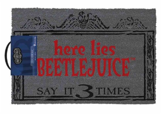 Beetlejuice Here Lies Beetlejuice Door Mat - Beetlejuice - Produtos - BEETLEJUICE - 5050293859729 - 