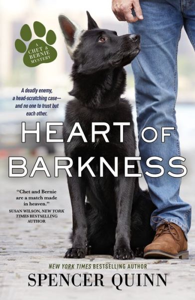 Cover for Spencer Quinn · Heart of Barkness - A Chet &amp; Bernie Mystery (Paperback Book) (2020)