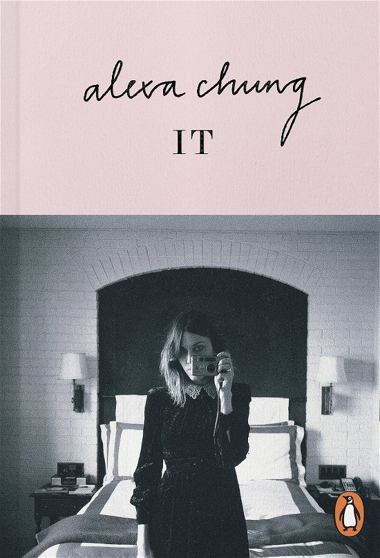 Cover for Alexa Chung · It (Paperback Book) (2014)