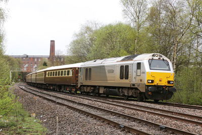 Class 67 and 68 Locomotives - Class Locomotives - Andrew Cole - Books - Amberley Publishing - 9781445661742 - March 15, 2019