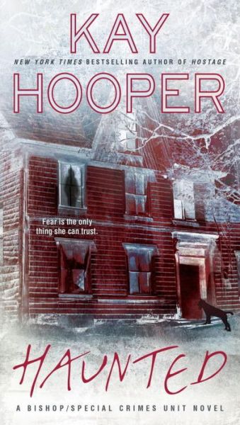 Cover for Kay Hooper · Haunted - Bishop / Special Crimes Unit (Pocketbok) (2015)