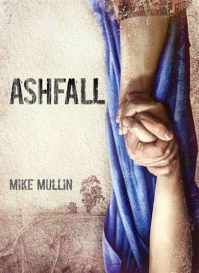 Cover for Mike Mullin · Ashfall - Ashfall (Paperback Book) [First Trade Paper edition] (2012)