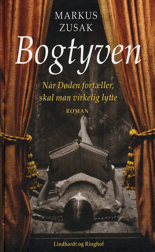 Cover for Markus Zusak · Bogtyven, Hb. (Innbunden bok) [Hardback] (2014)