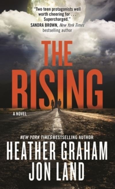 The Rising: A Novel - The Rising - Heather Graham - Książki - Tor Publishing Group - 9781250863744 - 27 września 2022