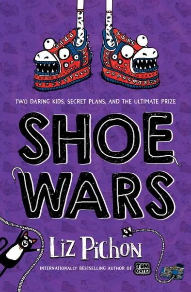 Shoe Wars - Liz Pichon - Bøger - Scholastic Inc. - 9781338654745 - 2. marts 2021