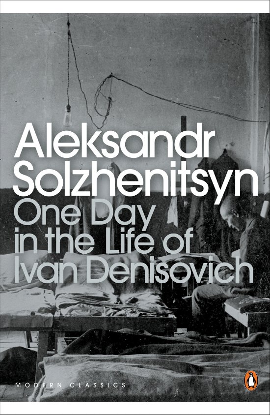 Cover for Alexander Solzhenitsyn · One Day in the Life of Ivan Denisovich - Penguin Modern Classics (Paperback Bog) (2000)